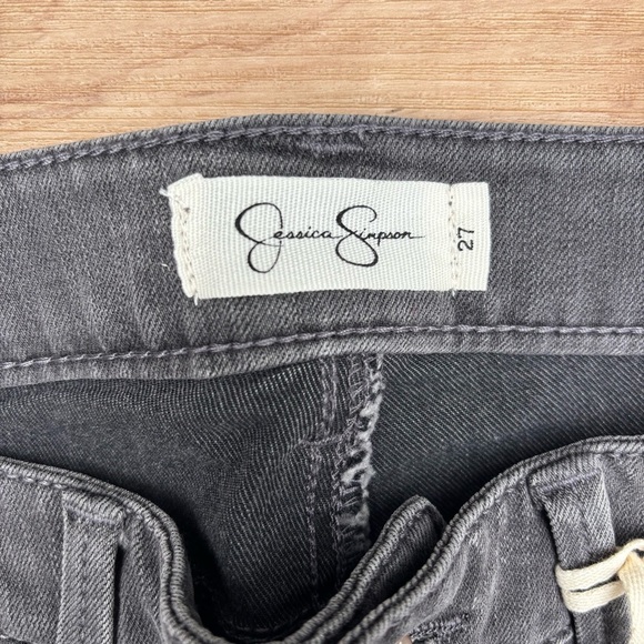 NWT Jessica Simpson Black/Grey Wash Skinny Jeans with Floral Embroidery Size 27 - Picture 6 of 8